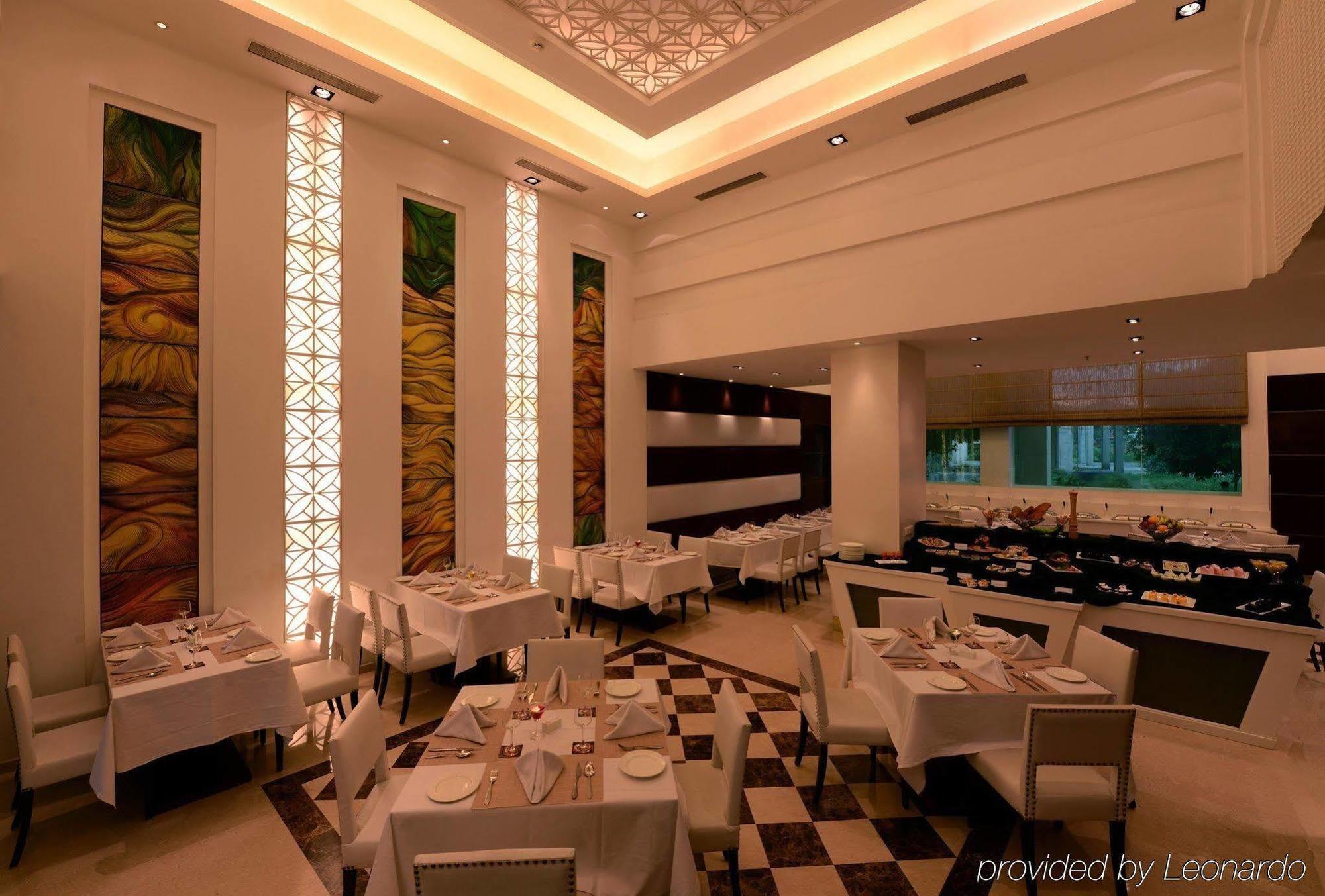 The Galgotias Hotel Gurugram Gurgaon Restoran gambar